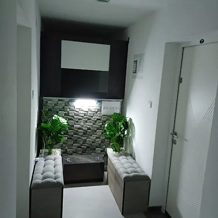 Prenociste Silver Lux Srebrno Jezero Aparthotel