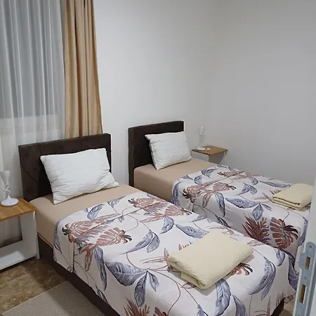 Prenociste Silver Lux Srebrno Jezero Aparthotel *