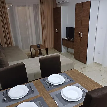 Prenociste Silver Lux Srebrno Jezero Aparthotel *