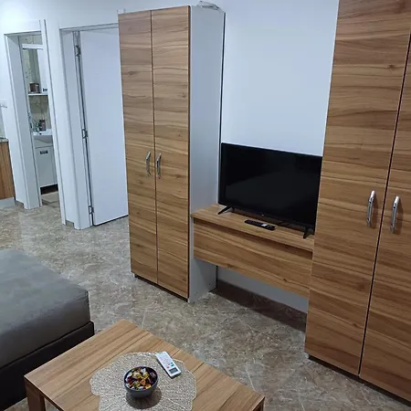 Aparthotel Prenociste Silver Lux Srebrno Jezero