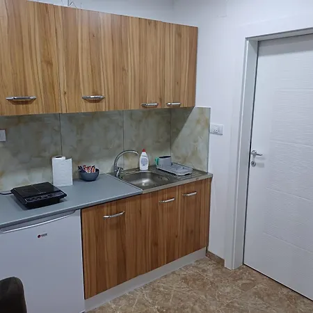 Prenociste Silver Lux Srebrno Jezero * Veliko Gradiste