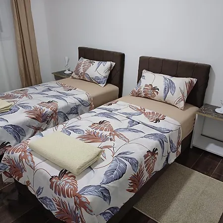 Prenociste Silver Lux Srebrno Jezero Aparthotel *