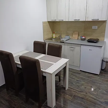 Prenociste Silver Lux Srebrno Jezero Aparthotel