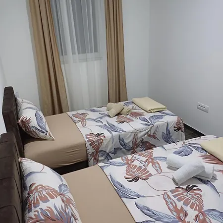 Prenociste Silver Lux Srebrno Jezero 4*