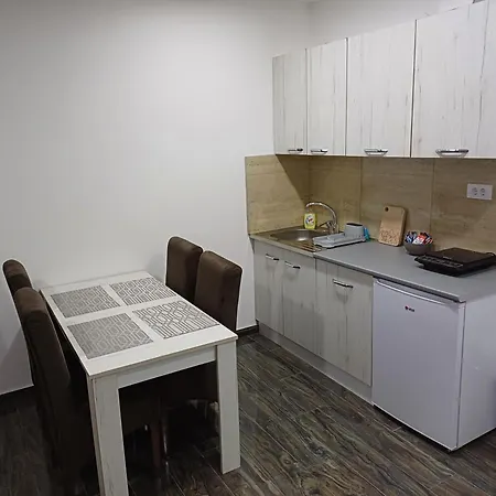 Prenociste Silver Lux Srebrno Jezero Veliko Gradište