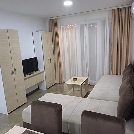 Prenociste Silver Lux Srebrno Jezero 4*