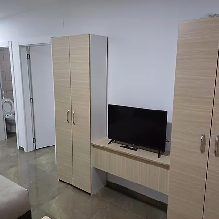 Prenociste Silver Lux Srebrno Jezero