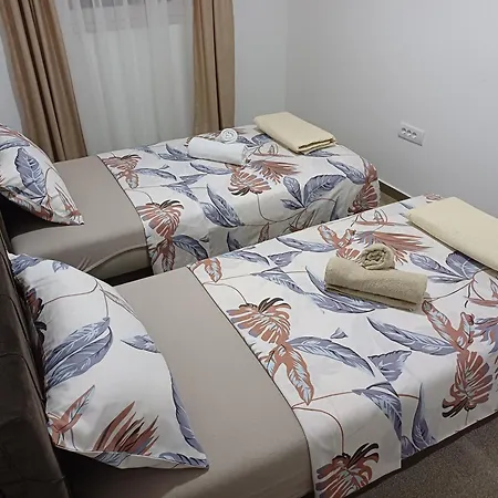 Prenociste Silver Lux Srebrno Jezero Aparthotel *