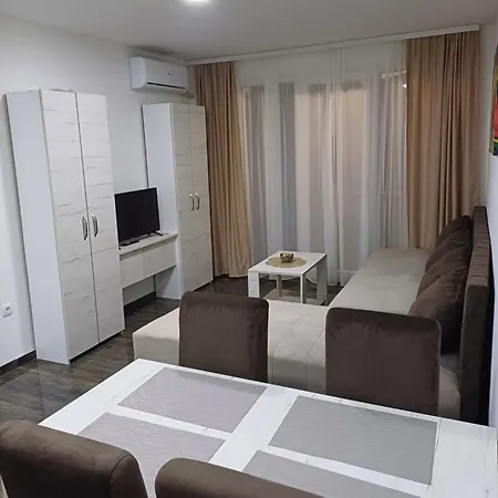 Prenociste Silver Lux Srebrno Jezero Aparthotel