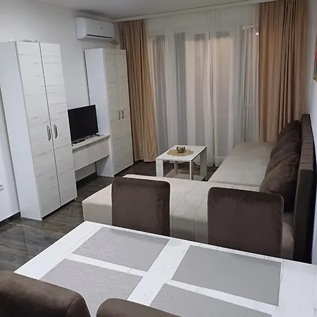 Prenociste Silver Lux Srebrno Jezero Aparthotel