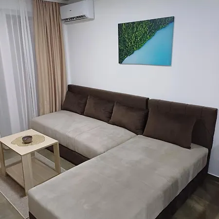 Aparthotel Prenociste Silver Lux Srebrno Jezero Veliko Gradište