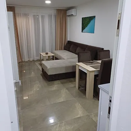 Prenociste Silver Lux Srebrno Jezero 4* Veliko Gradište