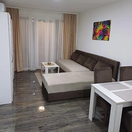 Prenociste Silver Lux Srebrno Jezero 4*