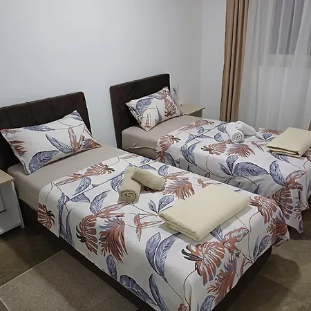 Prenociste Silver Lux Srebrno Jezero Aparthotel