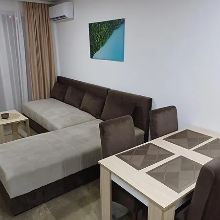Aparthotel Prenociste Silver Lux Srebrno Jezero