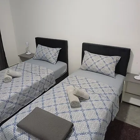 Prenociste Silver Lux Srebrno Jezero *