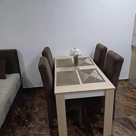 Prenociste Silver Lux Srebrno Jezero