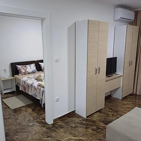 Aparthotel Prenociste Silver Lux Srebrno Jezero Veliko Gradiste