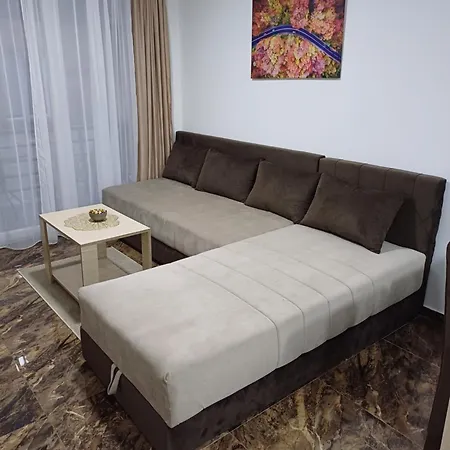 Prenociste Silver Lux Srebrno Jezero 4* Veliko Gradište