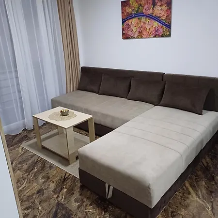 Aparthotel Prenociste Silver Lux Srebrno Jezero